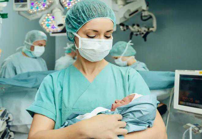 子宫畸形怀孕了_少精弱精能怀孕吗_泰国试管婴儿怀双胎和减胎风险大吗？